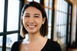 WOMAN SMILE