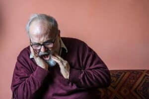 old man tooth ache