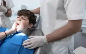 Reasons to See an Emergency Dentist Right Away