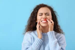 What are 4 Causes of Gum Bleeding?